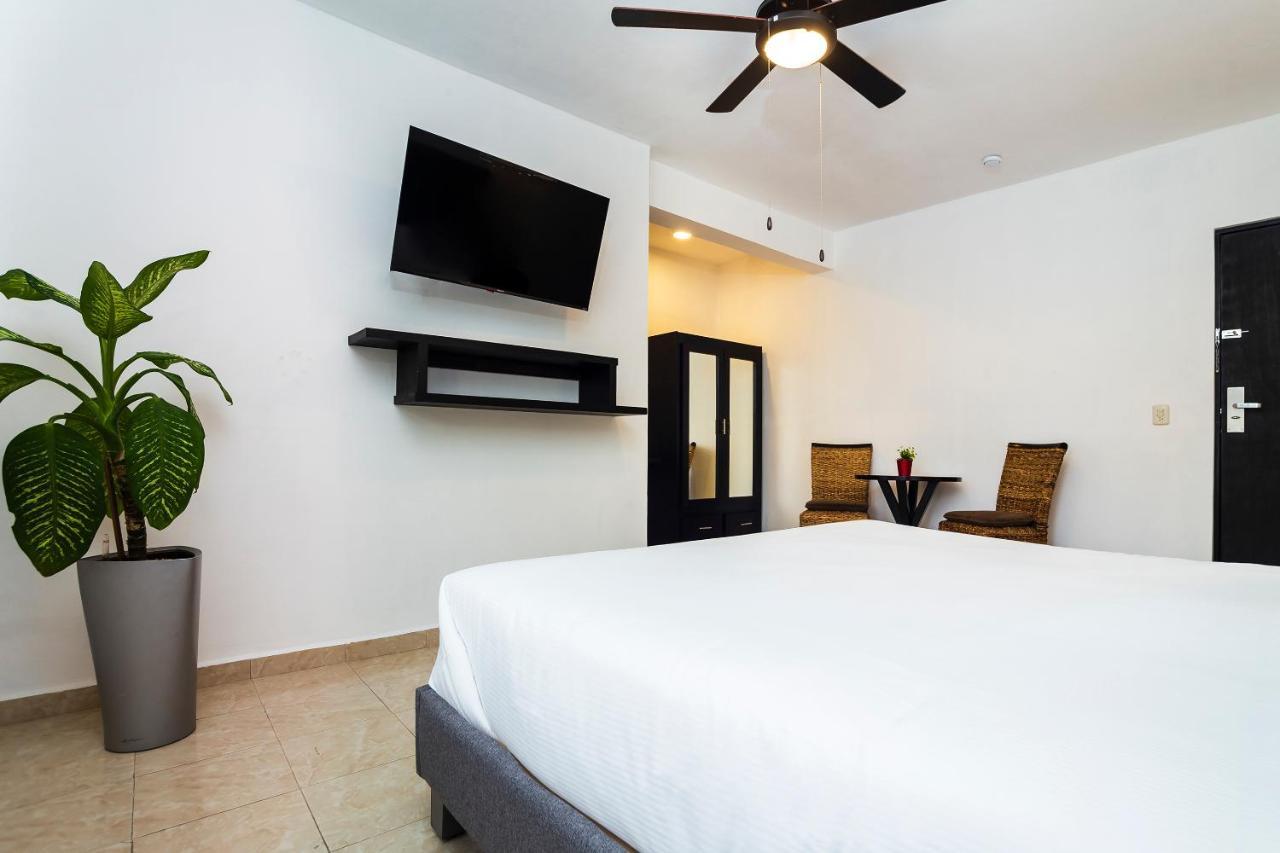 San José Suites Boutique Linares Extérieur photo