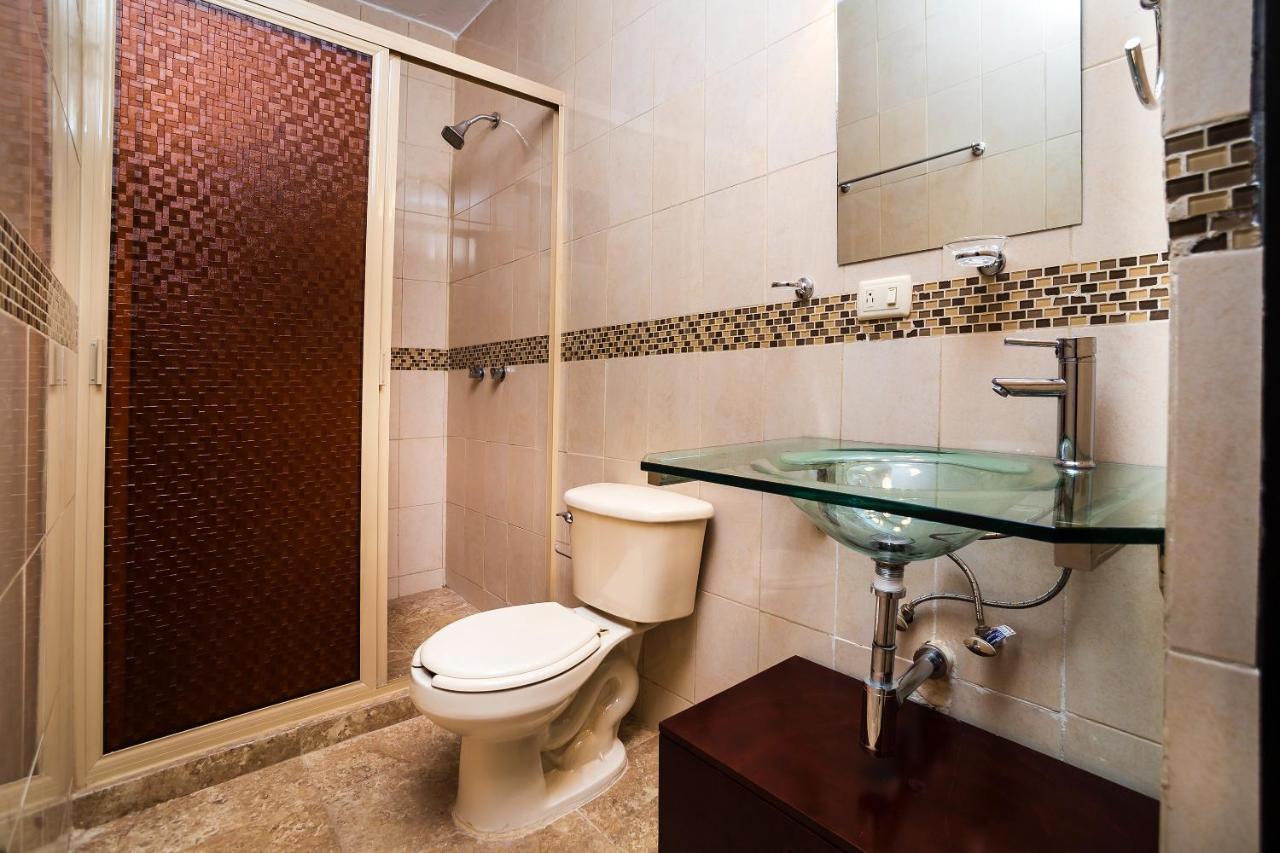 San José Suites Boutique Linares Extérieur photo