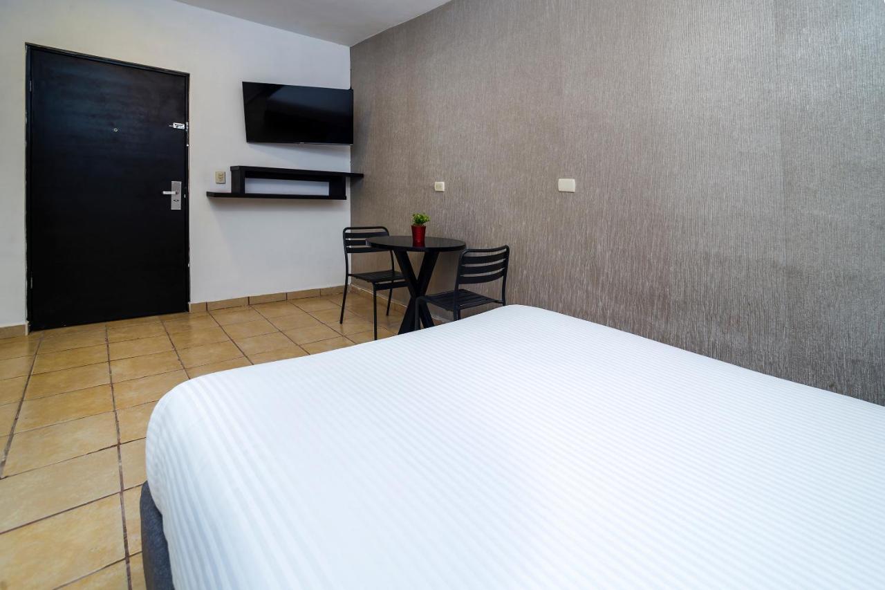 San José Suites Boutique Linares Extérieur photo
