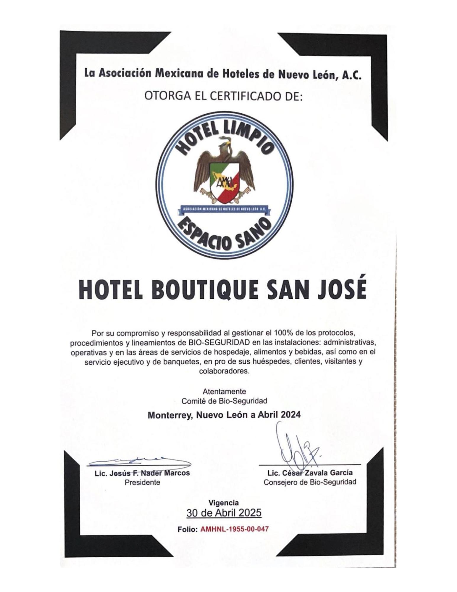 San José Suites Boutique Linares Extérieur photo